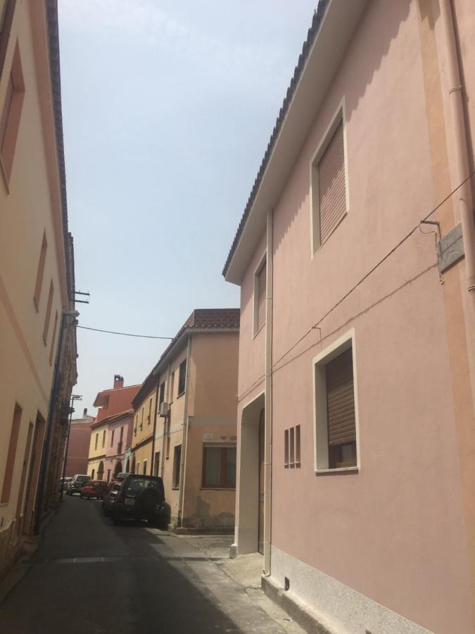 Casa Rosa Di Maria Gabriella San Vito A 30 Km Da Villasimius Экстерьер фото